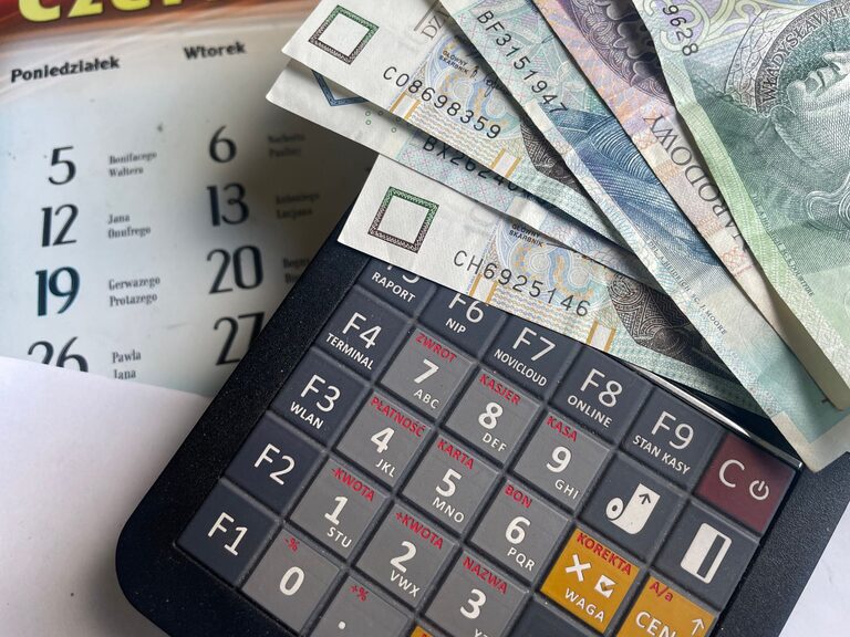 Jak planować wydatki sezonowe bez obciążania budżetu